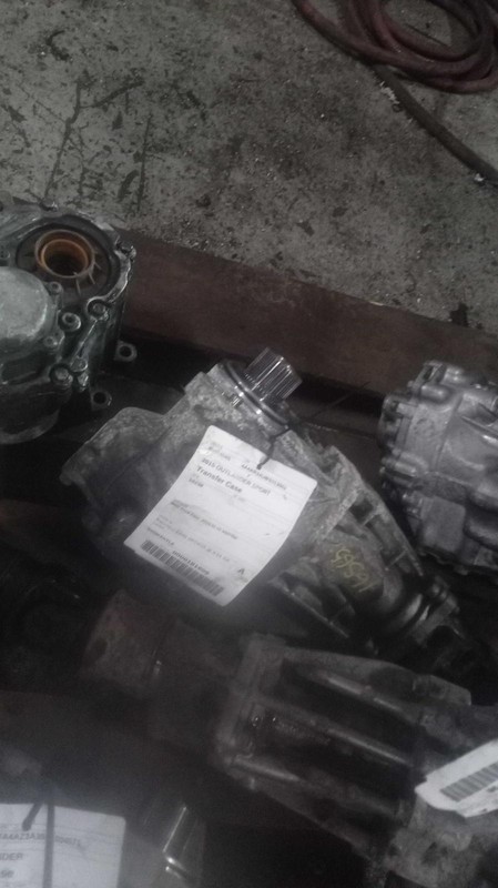 2016 Mitsubishi Outlander 4WD Transfer Case Assembly OEM 3200A148 131K Miles