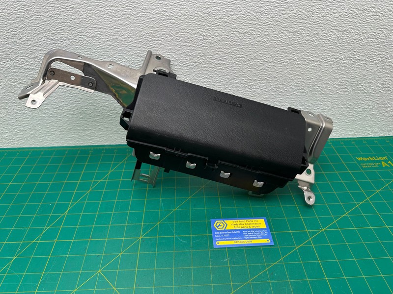 15-17 LEXUS RC350 FRONT LEFT LOWER KNEE TRIM PANEL OEM