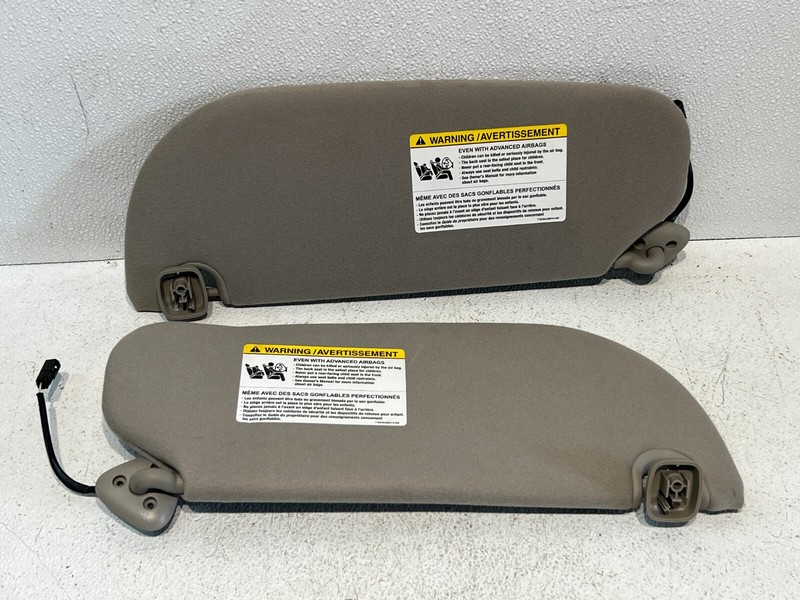 05-08 Lincoln Town Car RH+LH Sun visors SET OEM