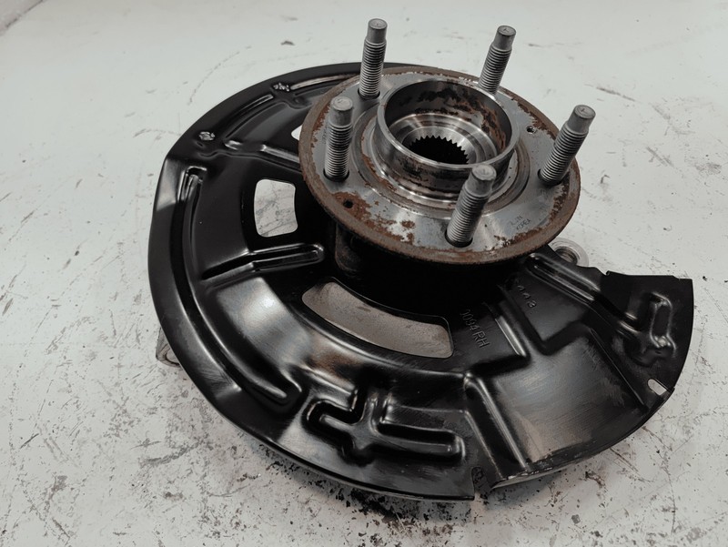 2024-2025 BUICK ENVISTA FWD FRONT RIGHT PASSENGER SIDE SPINDLE KNUCKLE HUB OEM