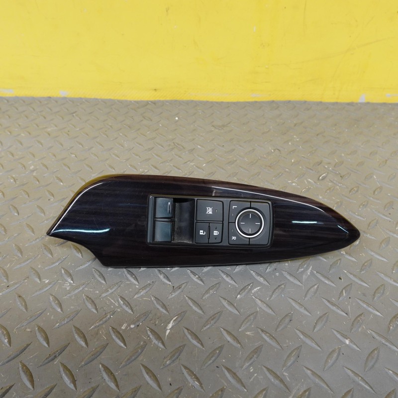 2015-2018 LEXUS RC350 Front Left Master Door Window Control Switch 840a024030