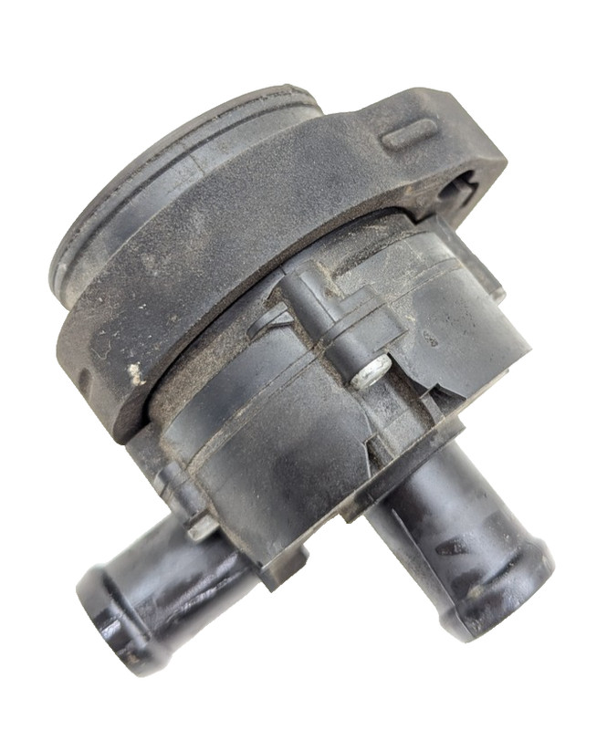 2014-2017 Fiat 500L Water Pump 51956898
