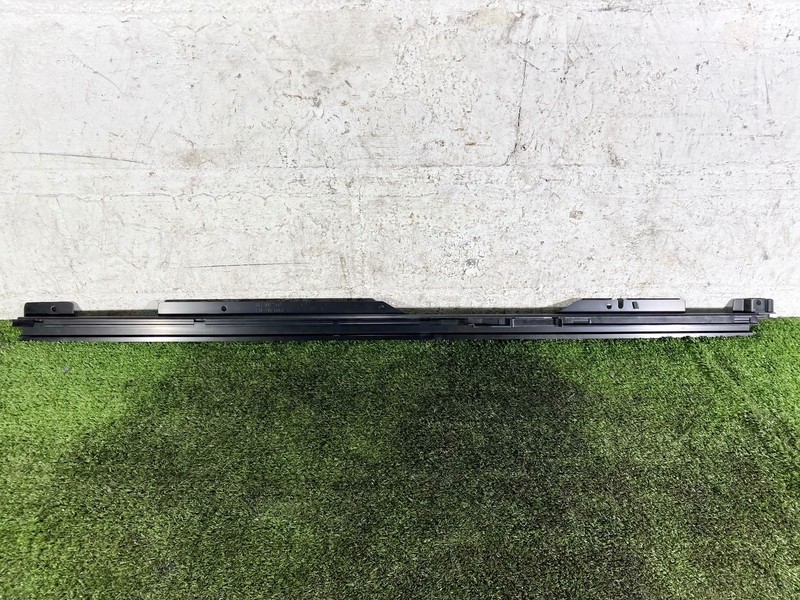 17-23 JAGUAR F-PACE SUNROOF RIGHT RH PASS SIDE SLIDING RAIL TRACK GUIDE OEM