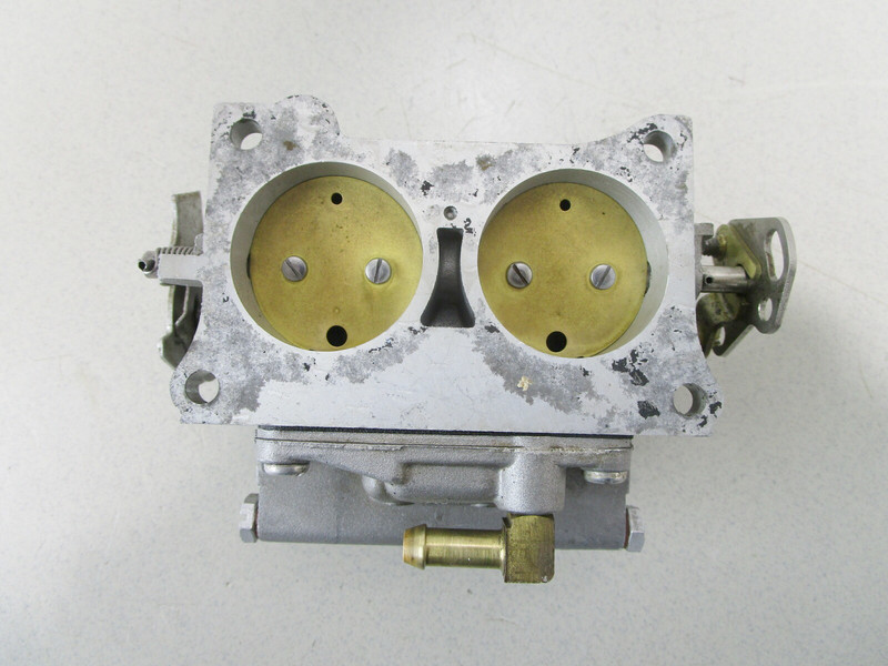 0389258 OMC Johnson Evinrude Outboard 200 HP Top Upper Carb Carburetor 1977
