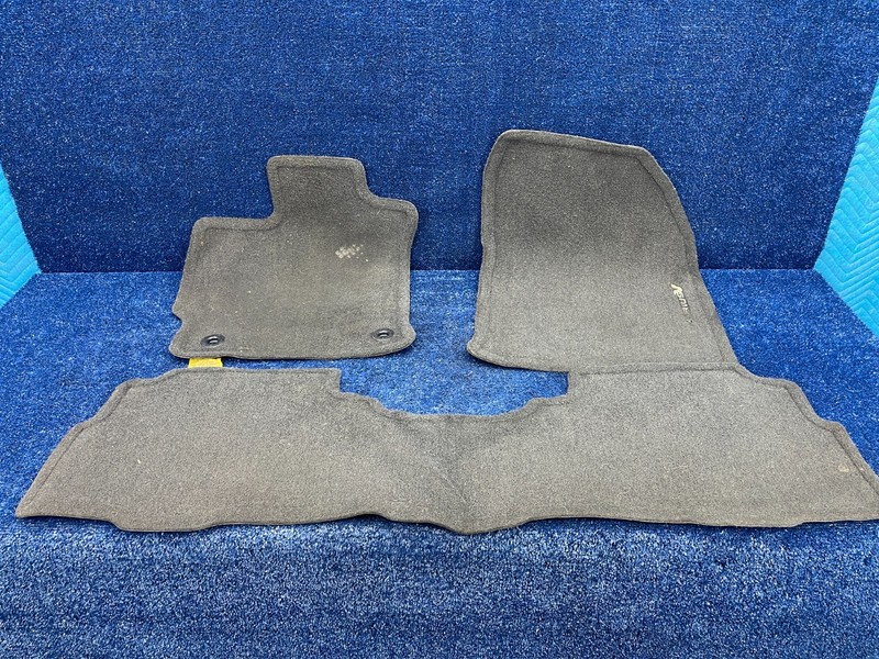 2012–2017 Toyota Prius V OEM Floor Mats Set3PT208-47128