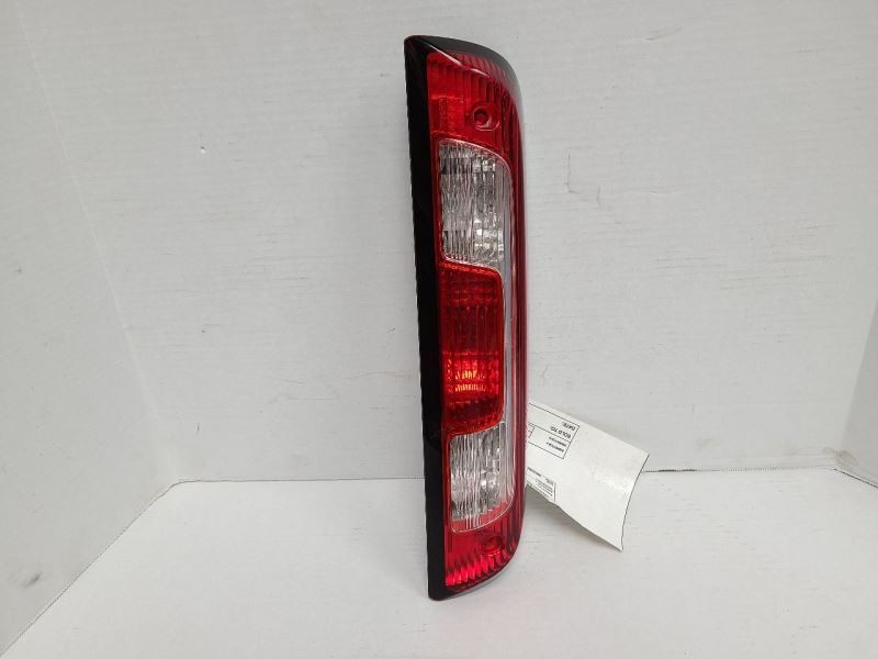 Passenger Tail Light Classic Style Fits 16-19 SIERRA 1500 PICKUP 514341