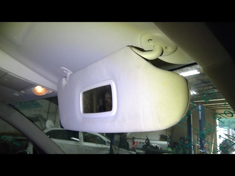 Passenger Right Sun Visor Without Illumination Fits 11-20 CARAVAN 1619377
