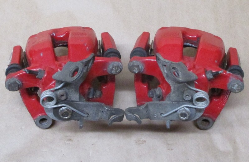 2005-2010 OEM VOLKSWAGEN JETTA GLS TRW REAR CALIPER SET - LEFT AND RIGHT