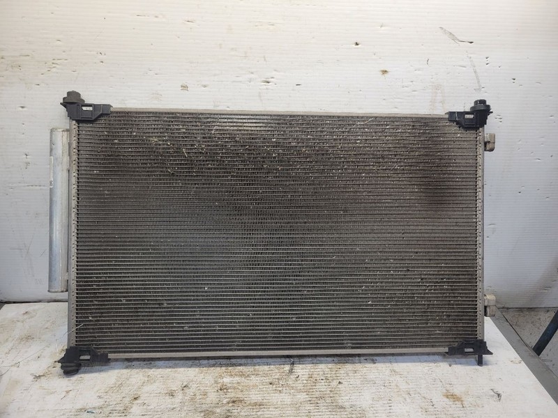 AC Condenser Fits 16-22 HR-V 1702441