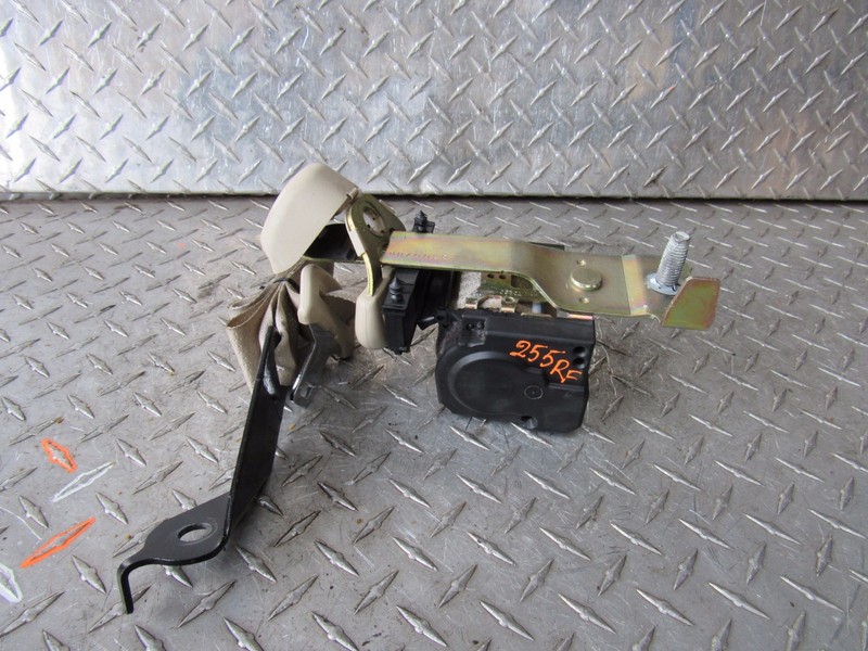 03 04 FORD EXPEDITON RIGHT PASSENGER FRONT SEAT BELT RETRACTOR 4DR AT