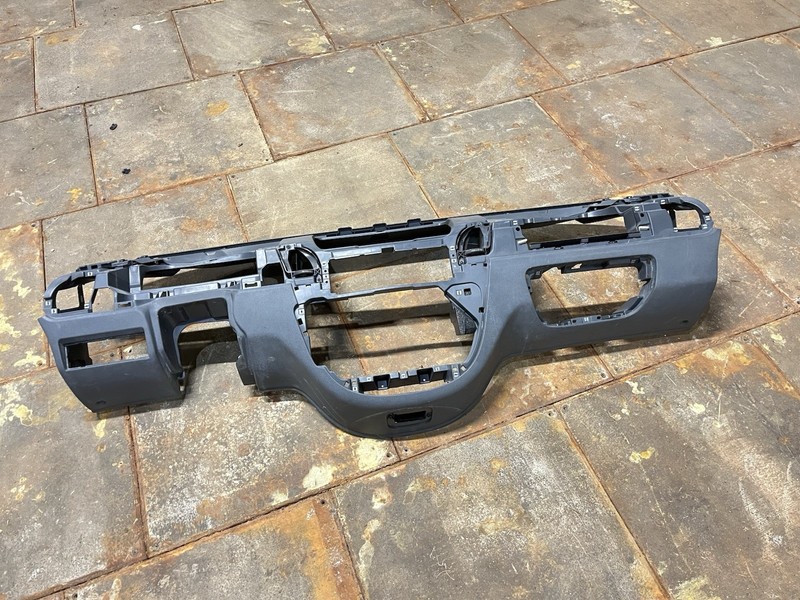 02-06 Dodge Mercedes Sprinter Freightliner T1N Dash Board Dashboard Instrument