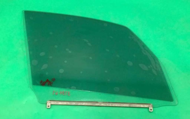07 08 09 10 11 12 13 SX4 PASSENGER RIGHT FRONT WINDOW DOOR GLASS OEM 3734-67