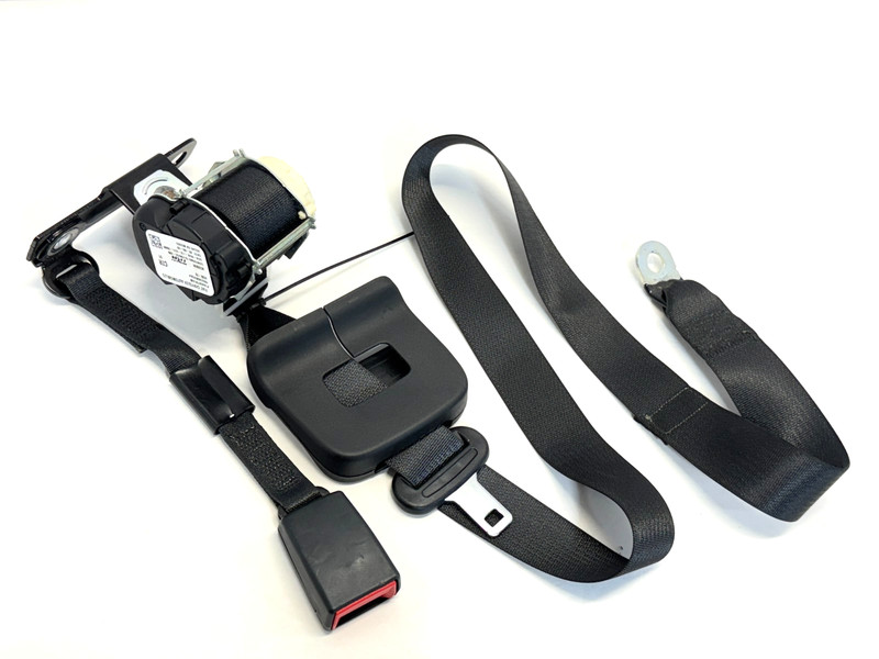 ✅2019-2025 RAM 1500 CREW CAB 2nd ROW REAR CENTER SEAT BELT RETRACTOR OUTER OEM