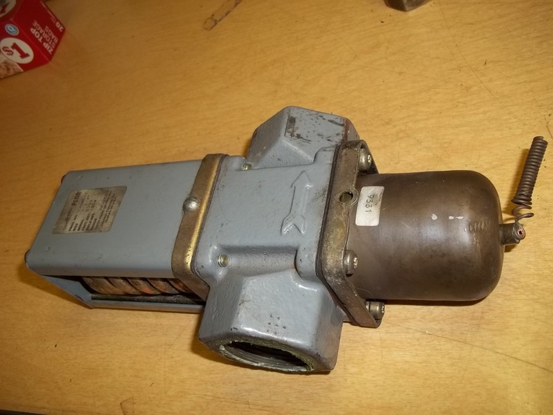 Johnson Controls V45EA-1 Penn Valve Assembly size 1-1/4" *FREE SHIPPING*