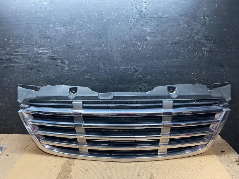 2009 to 2011 Freightliner Sprinter Front Upper Chrome Grill Grille X3391 DG