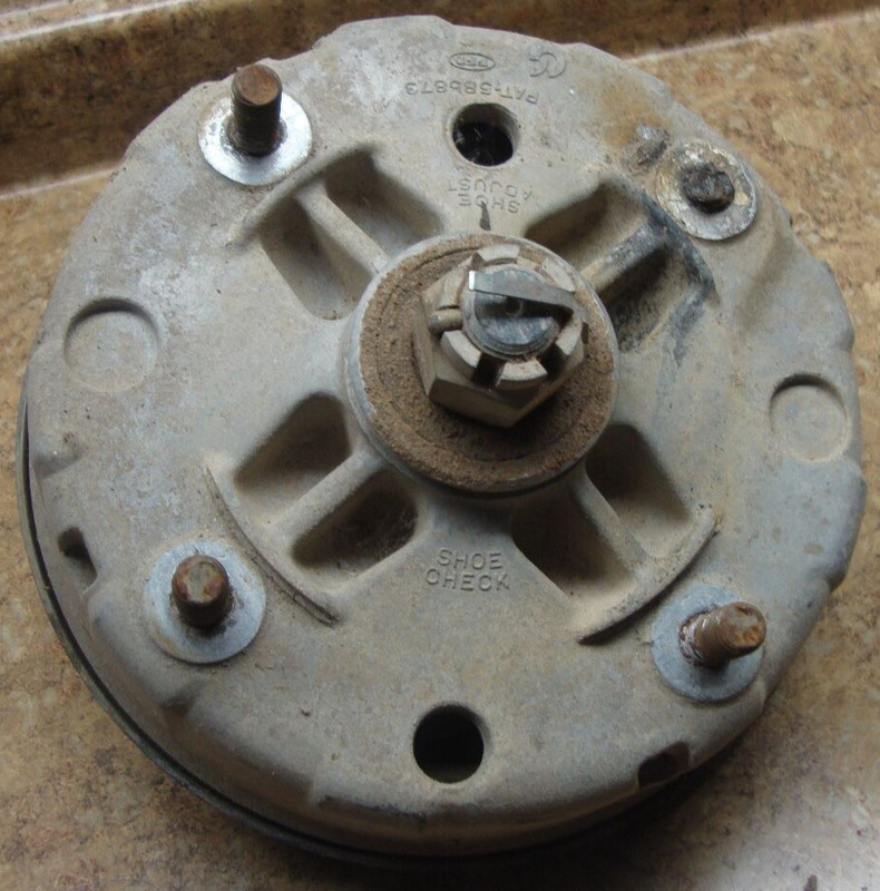 1986 Kawasaki Bayou ATV KLF 300 KLF300 Left Front Brake Drum Hub Knuckle Shoe 86