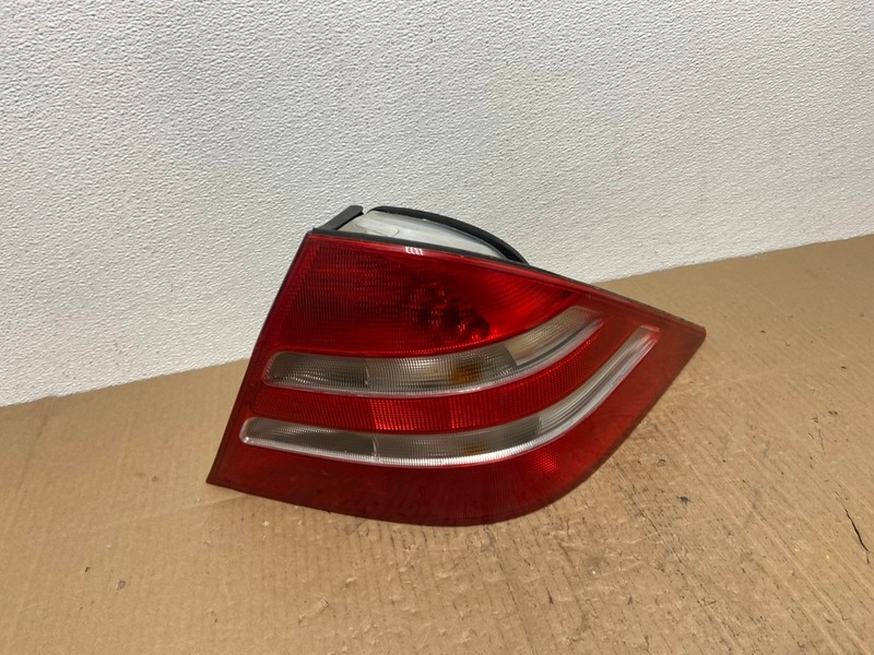2000-2002 Mercedes-Benz S-Class Tail Light Right Passenger Side Oem AB8426 LK