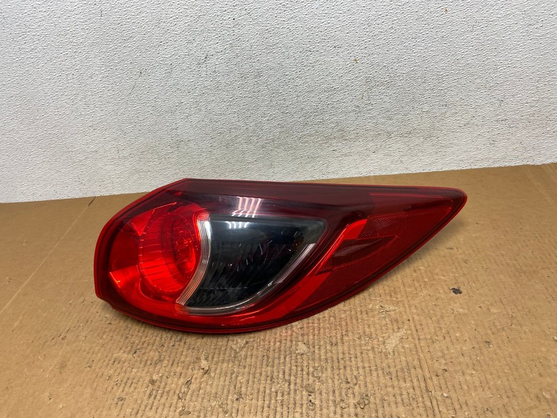 2013 to 2016 Mazda CX-5 CX5 Right Passenger RH Tail Light OEM AE2734 LK