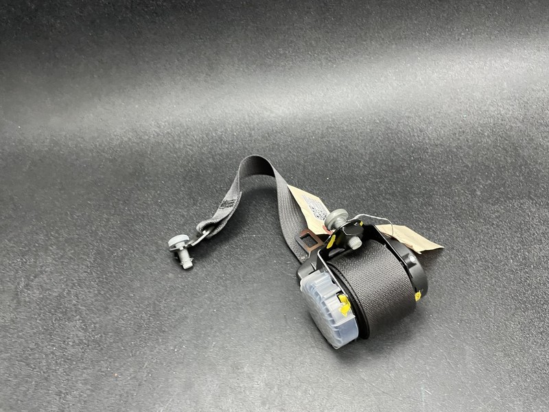 Rear Right Seat Belt Retractor 2019 Chevrolet Sonic 19353427 2012 2013 - 2018