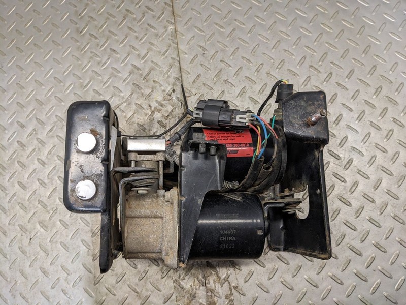 OEM 07-19 GMC Yukon Suburban Escalade Avalanche Air Suspension1163126