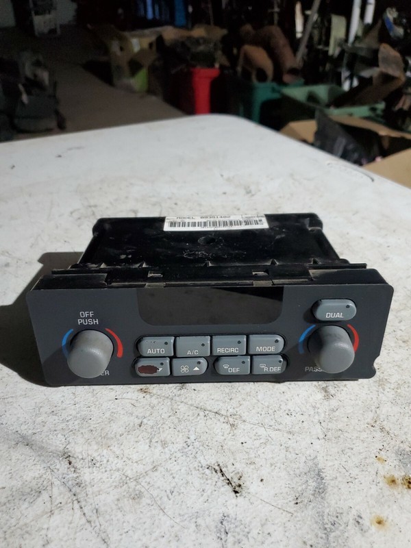 97-03 PONTIAC GRAND PRIX A/C HEATER CLIMATE TEMPERATURE CONTROL OEM P/N 16266022