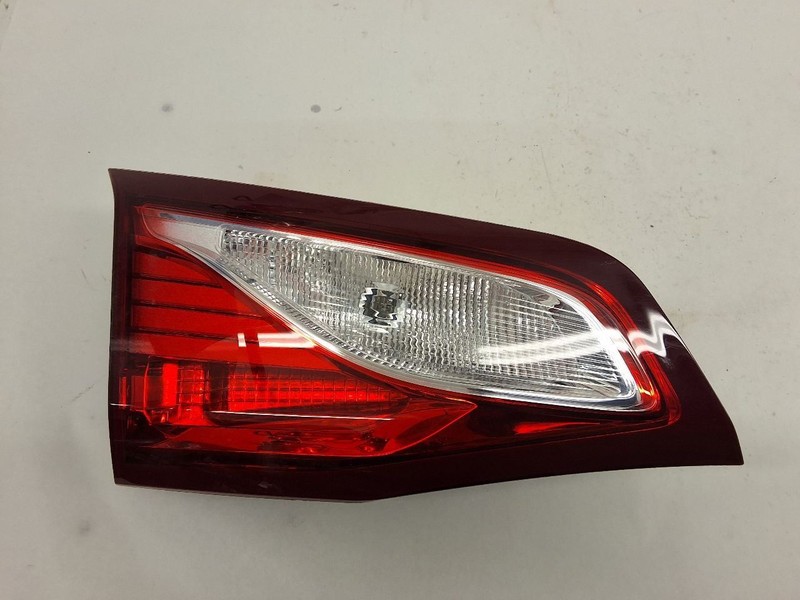 Driver Tail Light Without LED Liftgate Mounted Fits 20-21 EQUINOX 3455273
