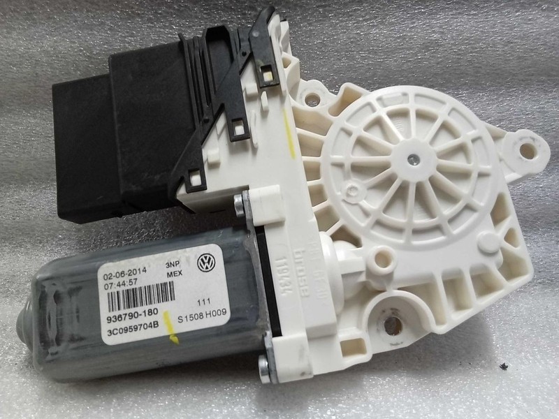 2012-2014 Volkswagen Jetta Hybrid Right Rear Door Window Motor 59024 3C0959704B
