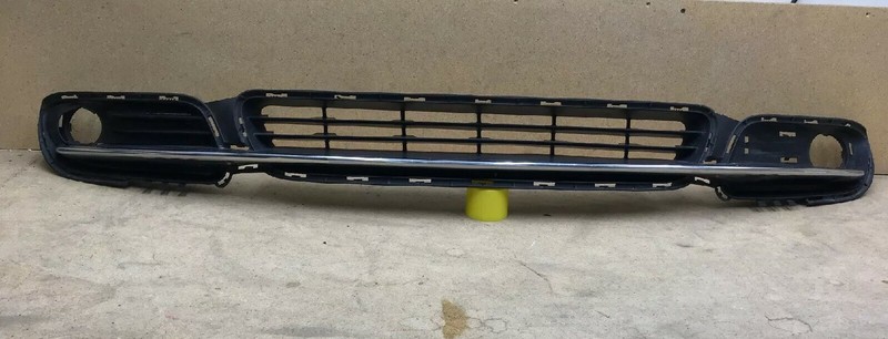2011 - 2016CHRYSLER TOWN & COUNTRY Front Bumper Lower Grille Chrome OEM