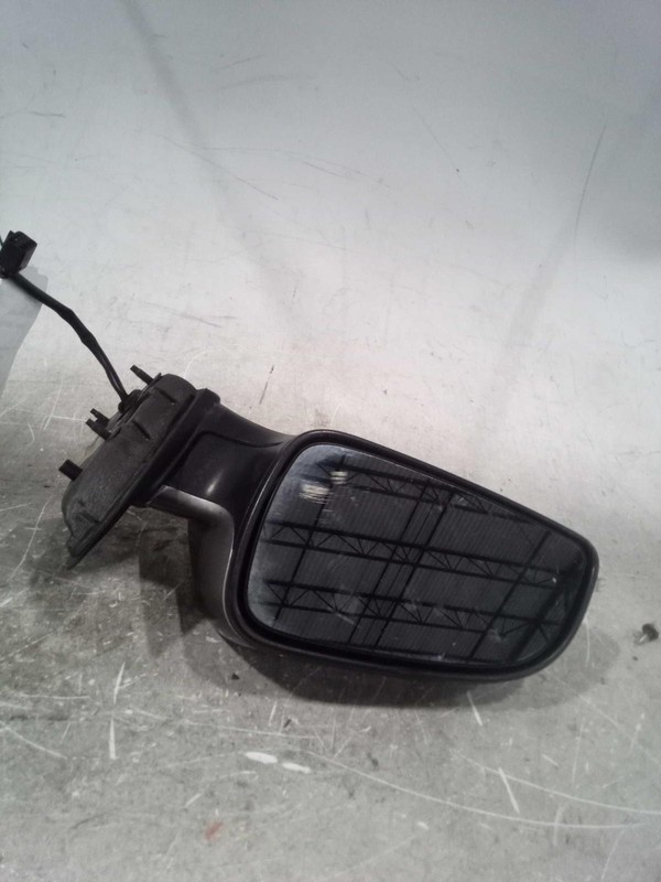 2012 Chevrolet Malibu Left Door Mirror Assembly Silver Used OEM 558270