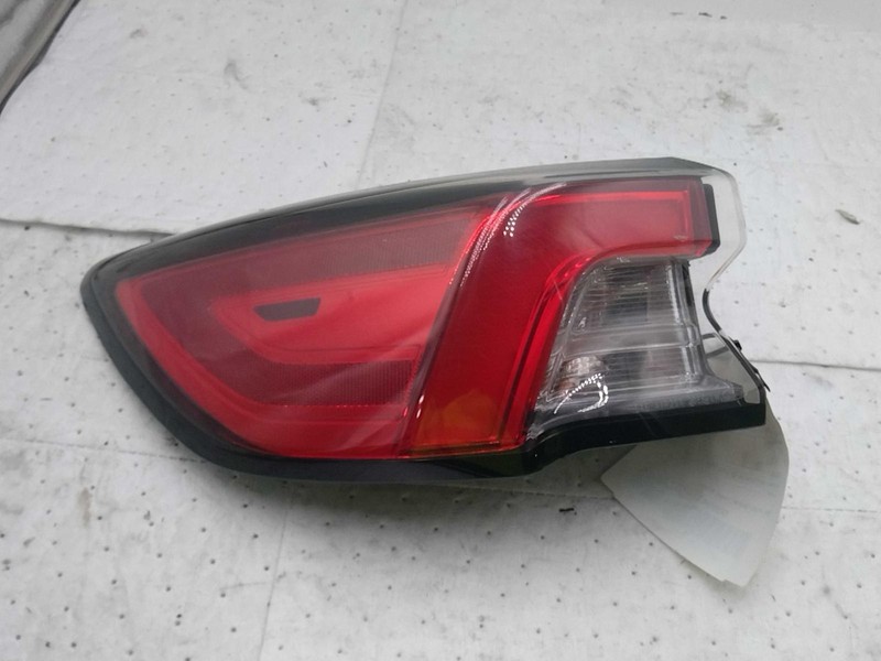 2020 Ford Escape Left Tail Light Assembly Grey OEM 700220 126K Miles