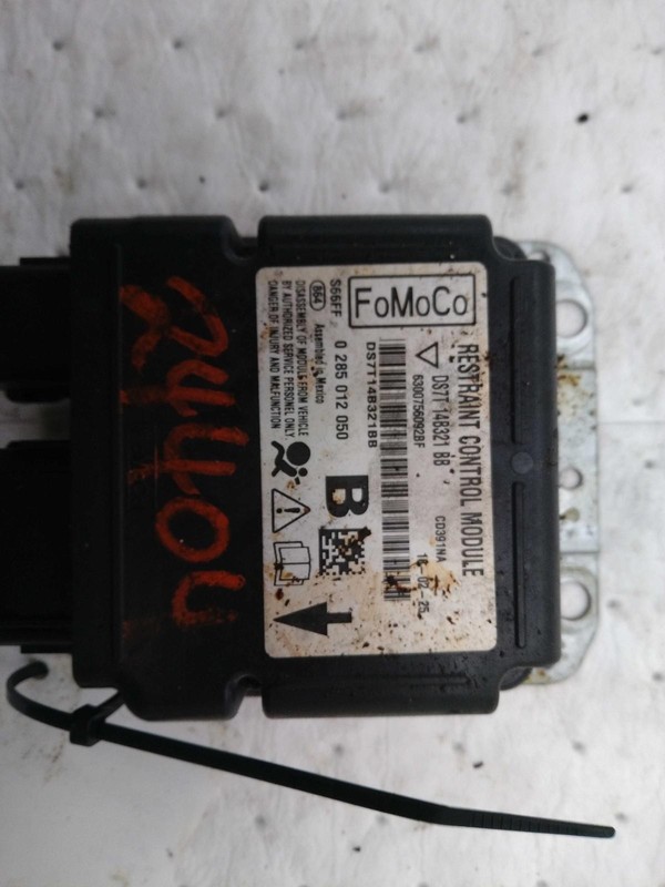 Used Air Bag Module fits: 2013 Ford Fusion Air Bag Grade A