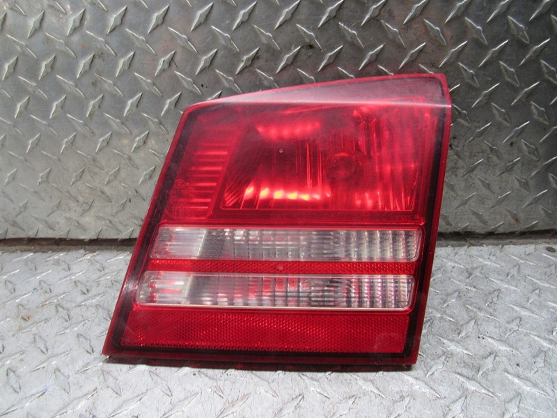09 10 11 12 13 DODGE JOURNEY RIGHT PASSENGER REAR LID MOUNTED TAIL LIGHT LAMP
