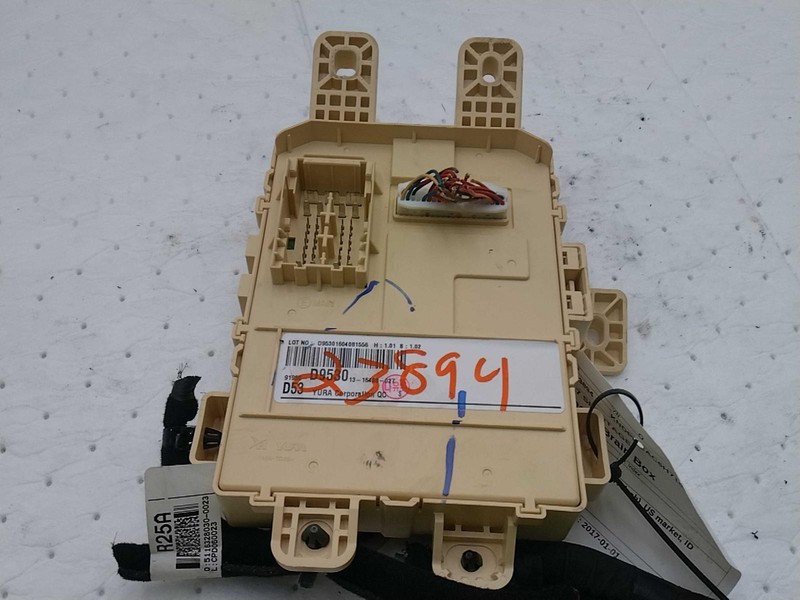 2017 KIA Sportage Body Control Module OEM 95400D9500 72000 Miles Blue