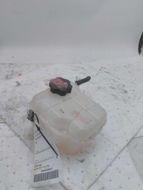 Used Engine Coolant Reservoir fits: 2012 Chevrolet CruzeGrade C