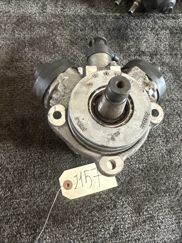 Fuel Injection Pump Dodge Ram - P/N: 0445010845