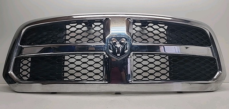 2013 - 2018 DODGE RAM 1500 FRONT UPPER GRILLE CHROME Honey Comb Type OEM