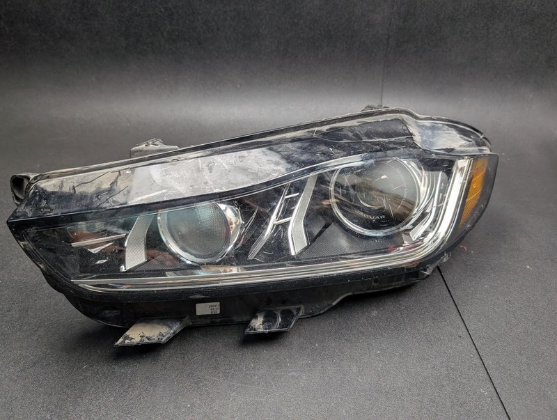 Front Left Headlight Xenon 2018 Jaguar XE S GX73-13W030-CE 2019 X