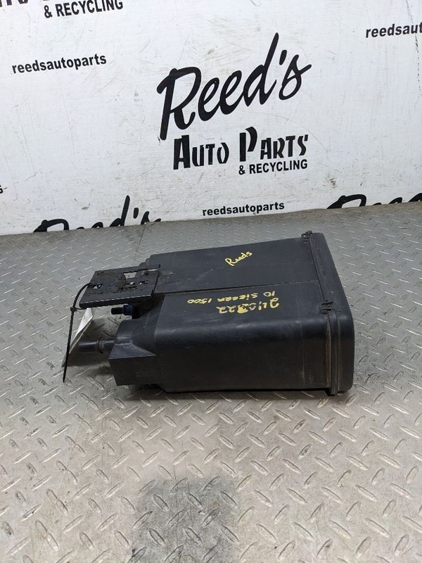 2004-2010 GMC SIERRA 2500 FUEL VAPOR CANISTER OEM 1178879