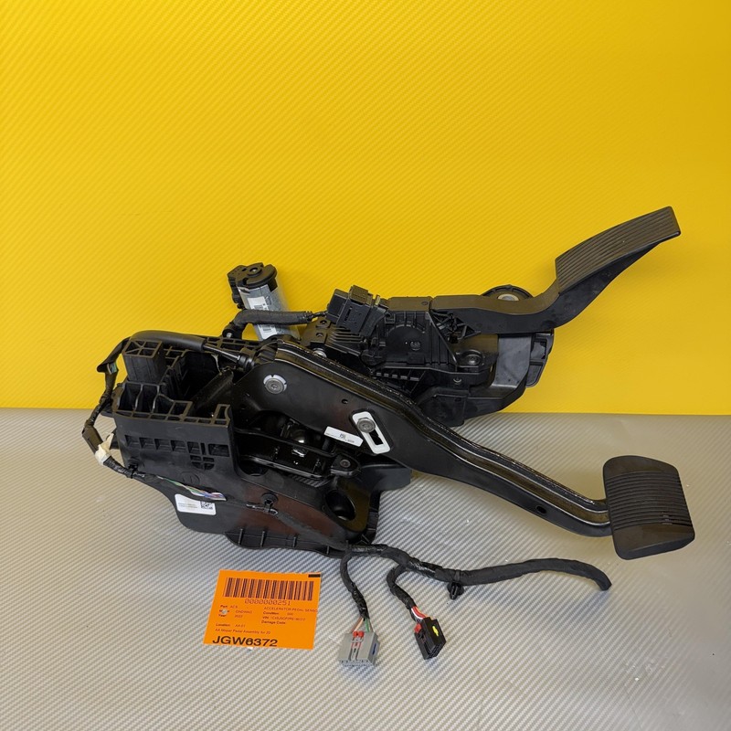 2022-2025 JEEP GRAND WAGONEER BRAKE AND ACCELERATOR PEDAL ASSY OEM 68437179AE