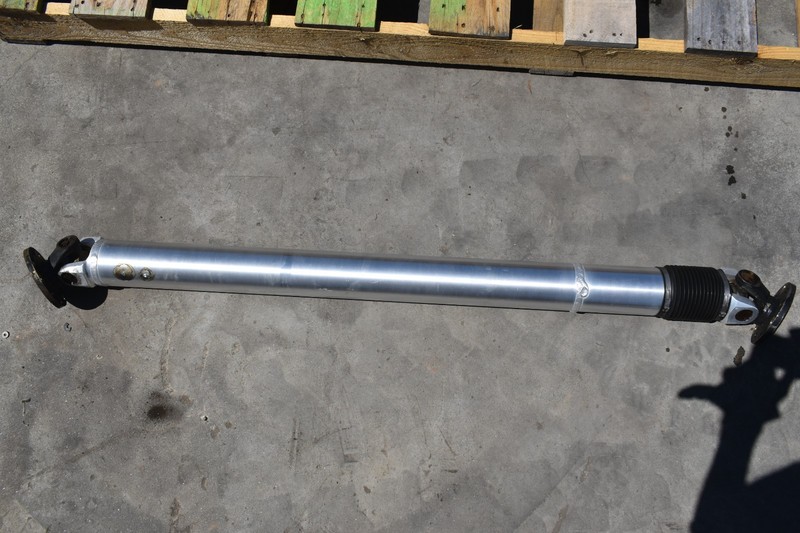 2016-2024 Chevrolet Camaro ZL1 SSDriveshaft *AUTO***USED*