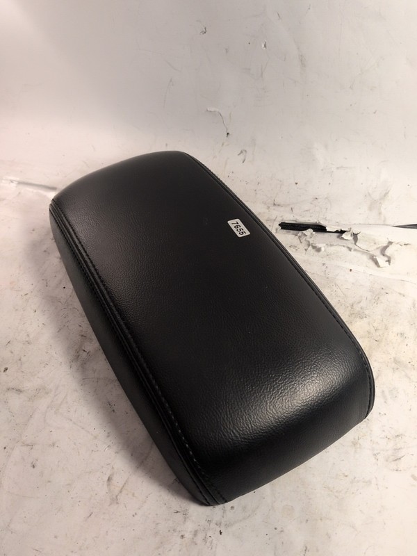 2006-08 Mazda 6 Mazda6 Center Console Lid Armrest Black leather OEM
