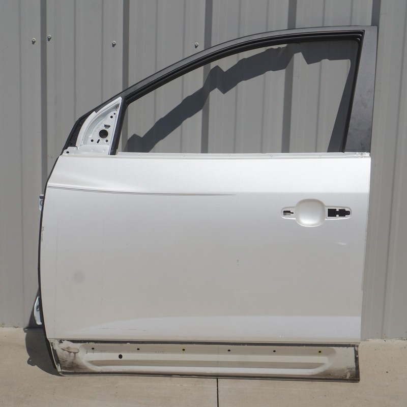 2013 - 2017 Buick Enclave Front Door Shell Left Driver Side OEM