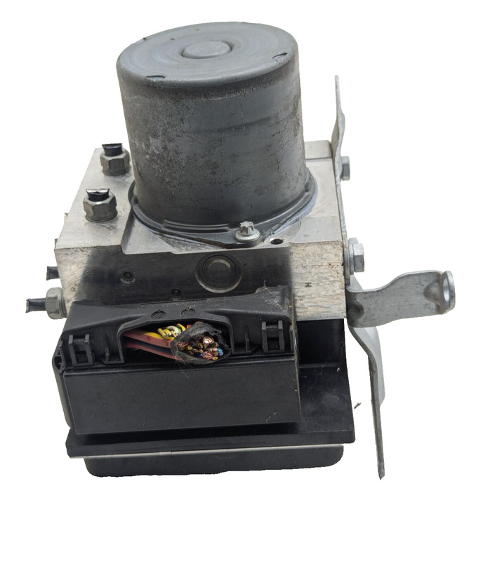 2007-2013 BMW 328xi 335xi ABS Anti Lock Brake Pump
