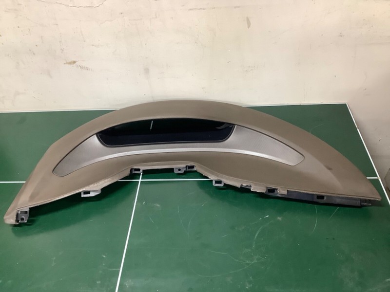 06 Honda Civic sedan,coupe, hybrid Upper instrument panel pad Taupe used OEM