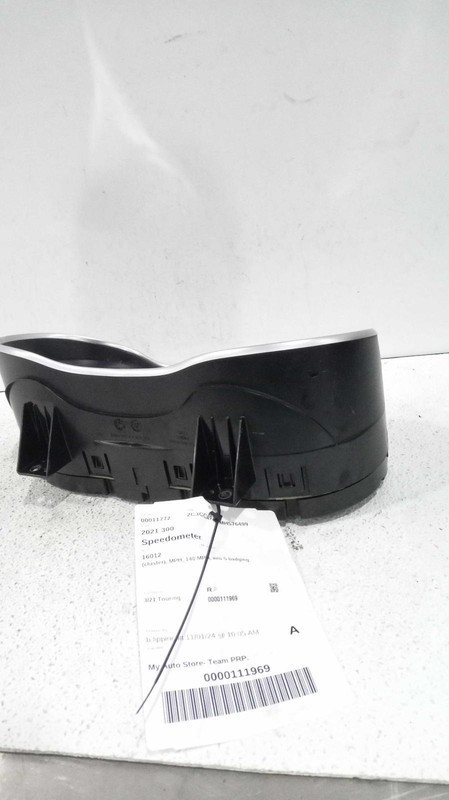2021 Chrysler 300 Speedometer Gauge Black OEM 68495250AA 11K Miles