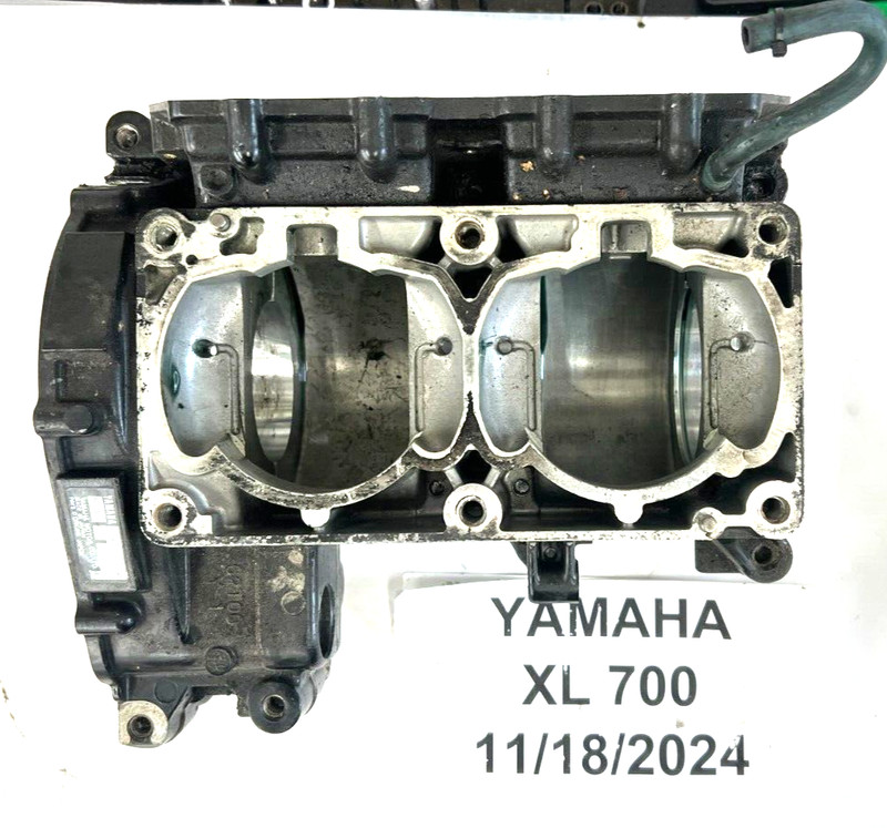 Yamaha Waverunner XL700 701 Crankcase 62T-W0090-03-8S FRESHWATER!