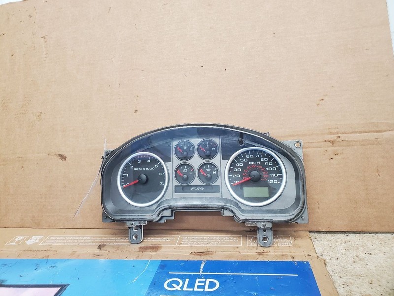 Speedometer Cluster MPH FX2 ID 7L34-10849-CC Fits 07 FORD F150 PICKUP 302303