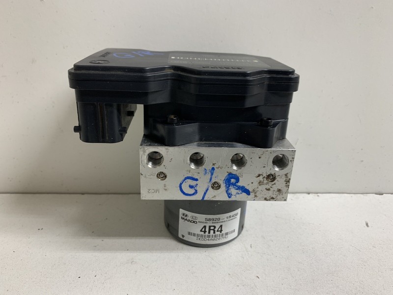 2013-2014 Hyundai Accent Anti Lock Brake Pump Actuator & Modulator 58920-1R450
