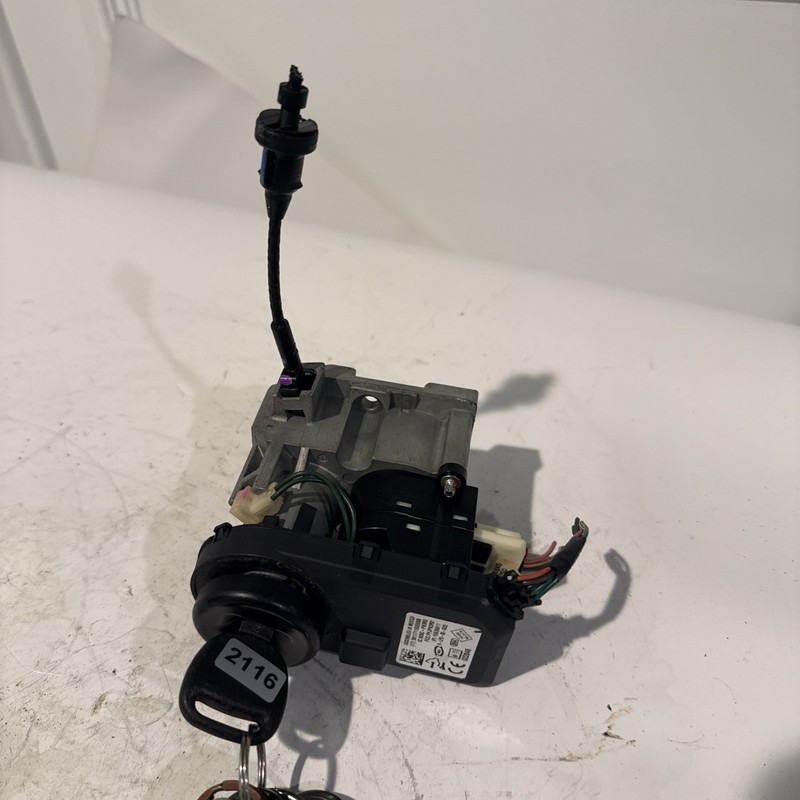 2006-2011 CADILLAC DTS IGNITION SWITCH LOCK/KEY & CYLINDER OEM 26089430
