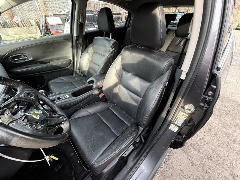 2016-2022 Honda HR-V Left Driver Side Front Seat Leather Black